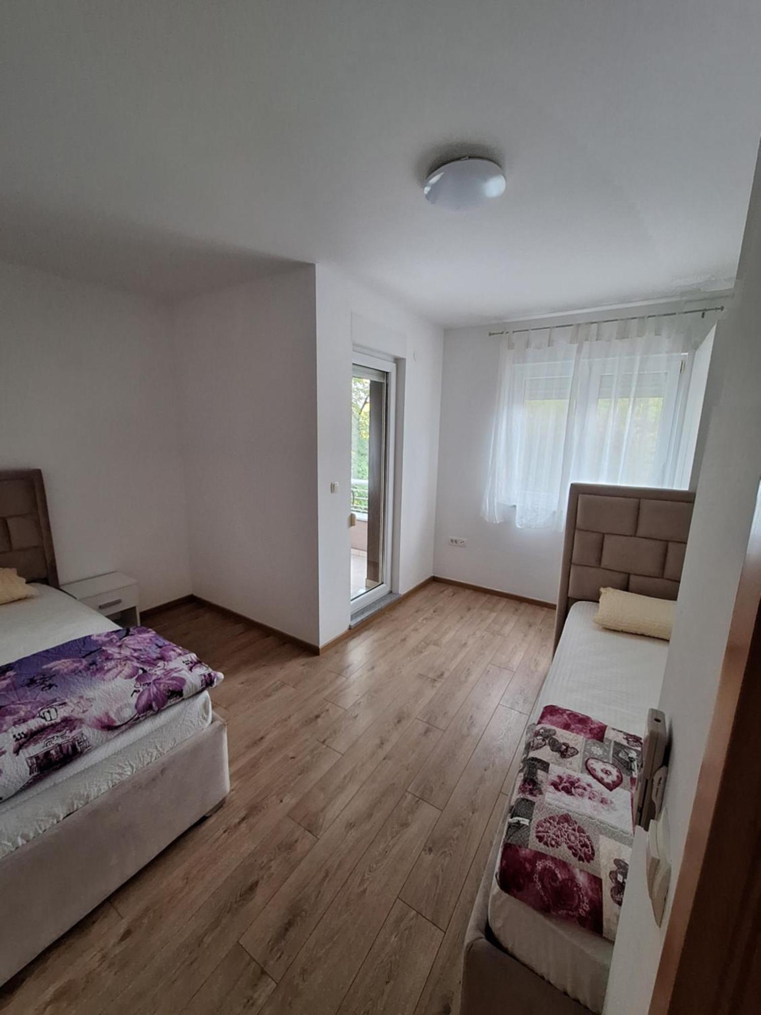 Apartment Enjoy Free Private Parking Мостар Екстериор снимка