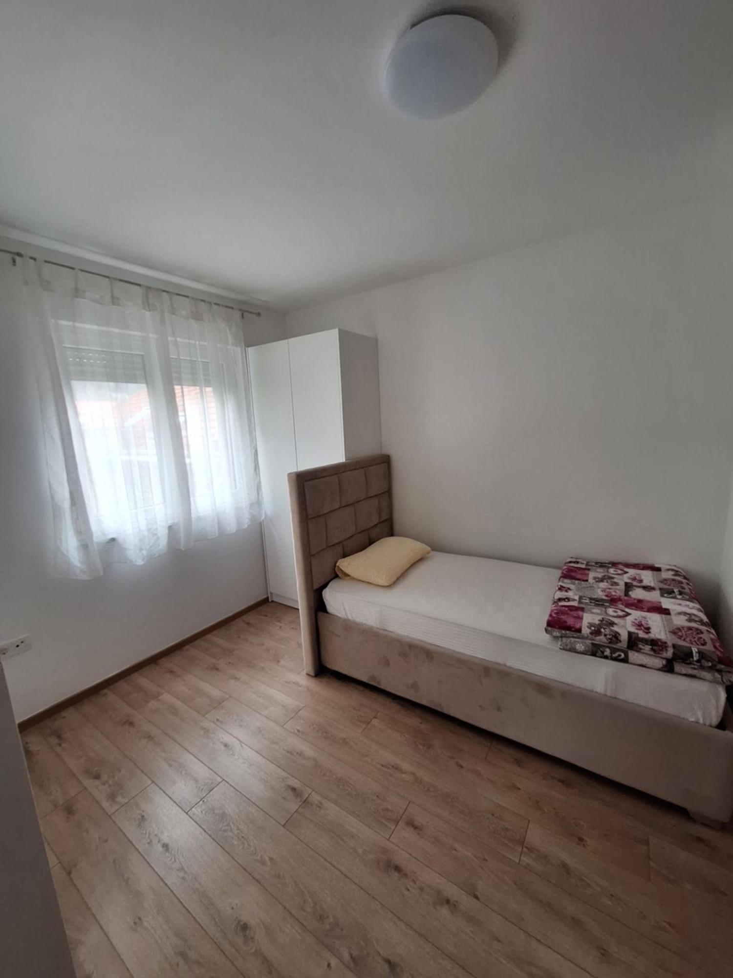 Apartment Enjoy Free Private Parking Мостар Екстериор снимка