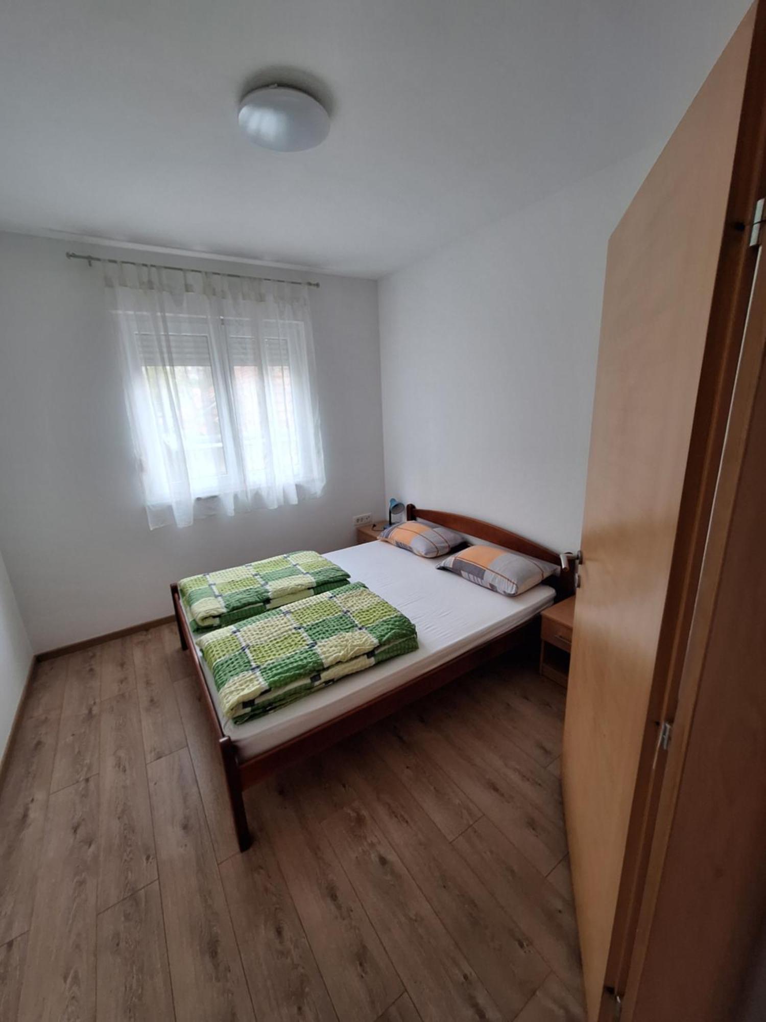 Apartment Enjoy Free Private Parking Мостар Екстериор снимка