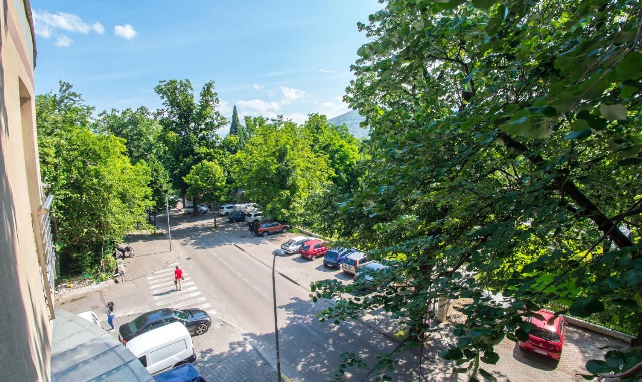 Apartment Enjoy Free Private Parking Мостар Екстериор снимка